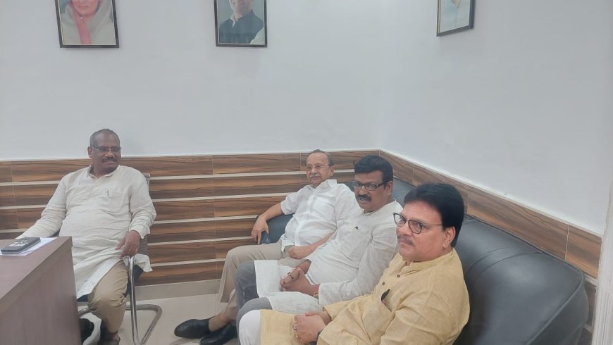 कांग्रेस की चुनाव परिणाम समीक्षा समिति की बैठक