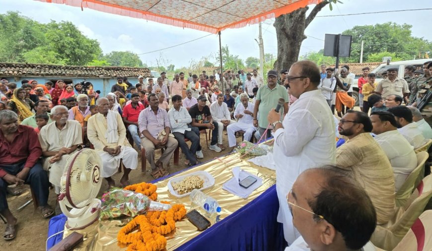 वोट के ठेकेदारों के झांसे में न आयें, विकास करने वाले को वोट दें : मंत्री मिथिलेश