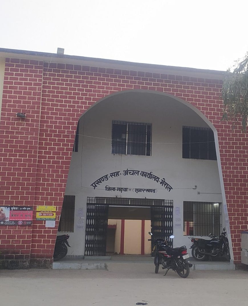 प्रखंड मुख्यालय में ध्वजारोहण का समय निर्धारित