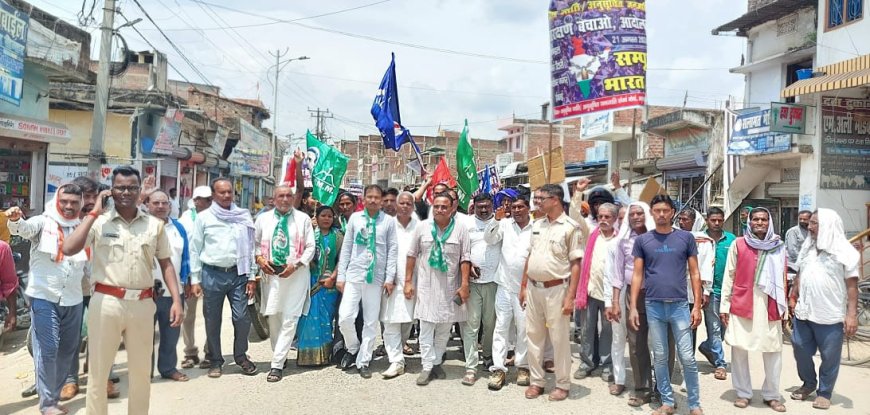 भारत बंद का श्री बंशीधर नगर में व्यापक असर, छह घन्टे जाम रहा एनएच 75