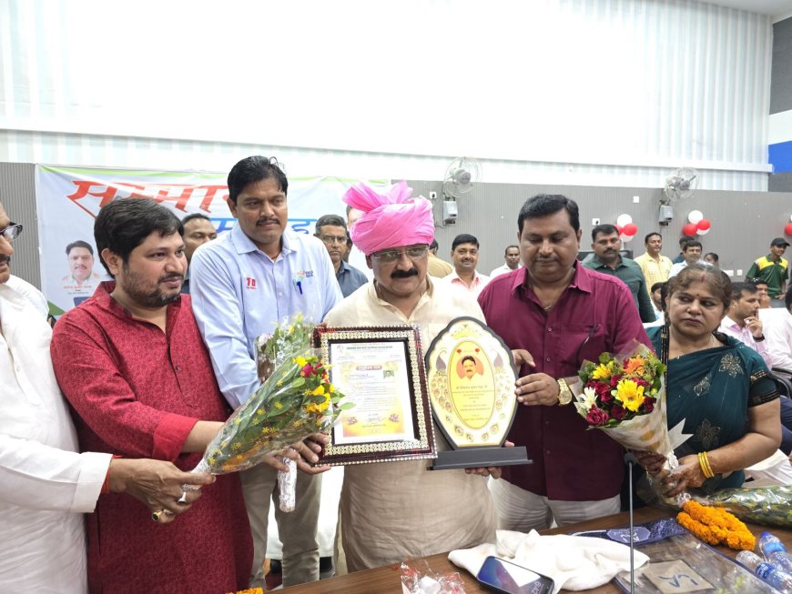 ओलम्पिक संघ ने किया मंत्री को सम्मानित