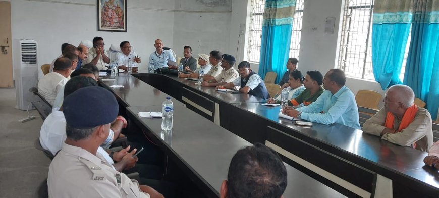 एनएसजी की टीम ने अधिकारियों के साथ की बैठक, दिये कई निर्देश