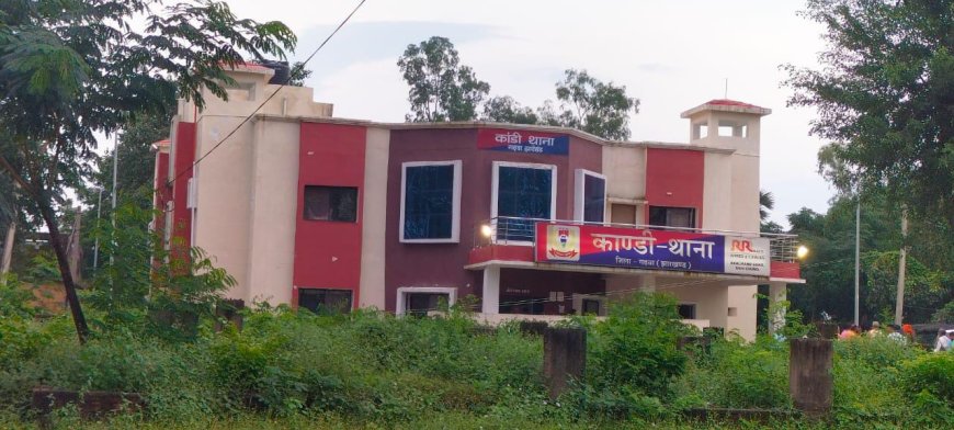 बुजुर्ग की गला काटकर हत्या