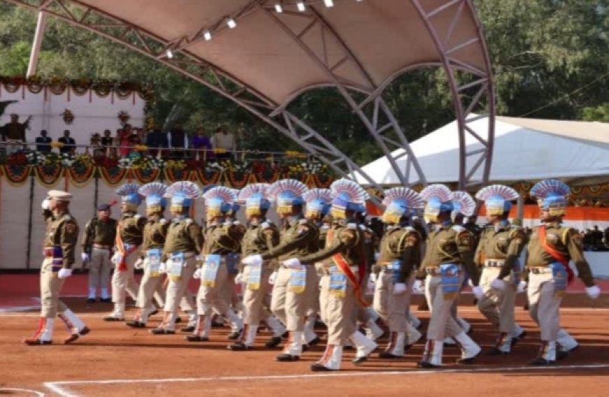 डीजीपी ने पुलिस की सभी इकाई में साप्ताहिक परेड कराने का दिया आदेश