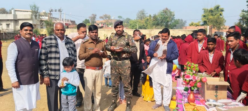 सरस्वती विद्या मंदिर में फूड फेस्टिवल का आयोजन