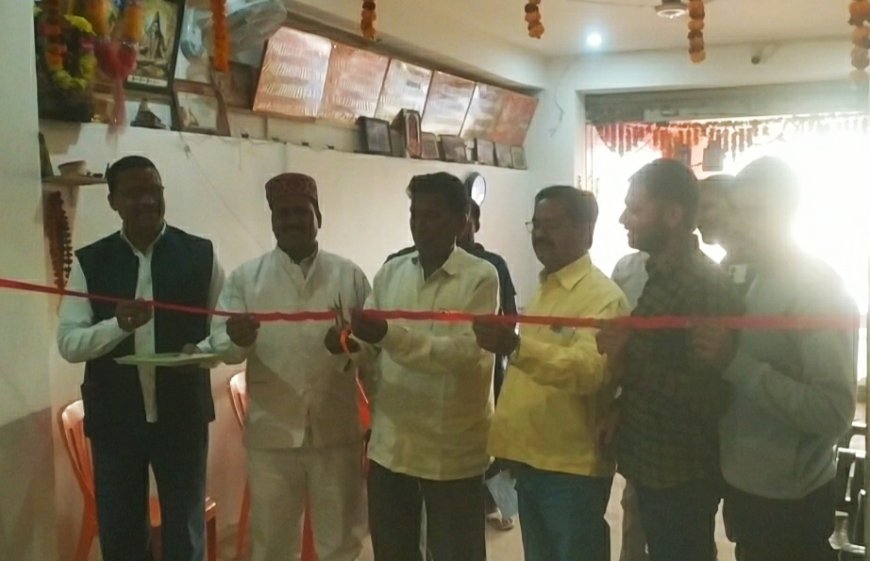 ओला इलेक्ट्रिक स्कूटर शोरूम का शुभारंभ