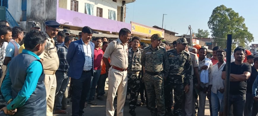 दुकानदार को पटाखा जलाकर दिखाना पड़ा भारी