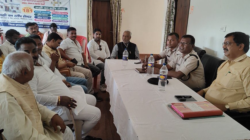 शांति समिति की बैठक, सौहार्दपूर्ण वातावरण में त्योहार मनाने का निर्णय