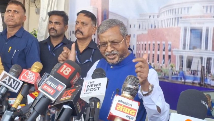 अनिल टाइगर की हत्या को लेकर भाजपा नेताओं ने विधानसभा में किया प्रदर्शन