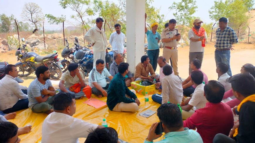 रमना में आभूषण दुकानों से लगातार हो रहे चोरी की घटना से दुकानदारों में आक्रोश
