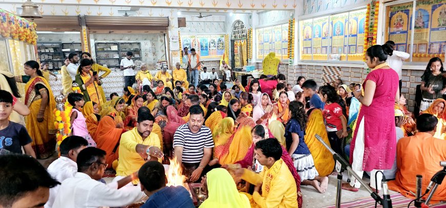 गायत्री शक्तिपीठ में शिव परिवार की प्राण प्रतिष्ठा व पांच कुंडीय गायत्री महायज्ञ का हुआ भव्य आयोजन