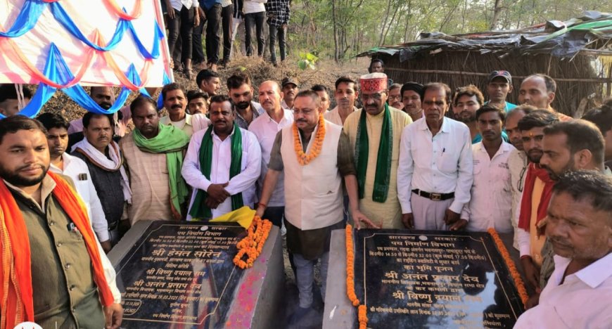 विधायक अनंत ने सड़क मरम्मती कार्य का किया भूमि पूजन