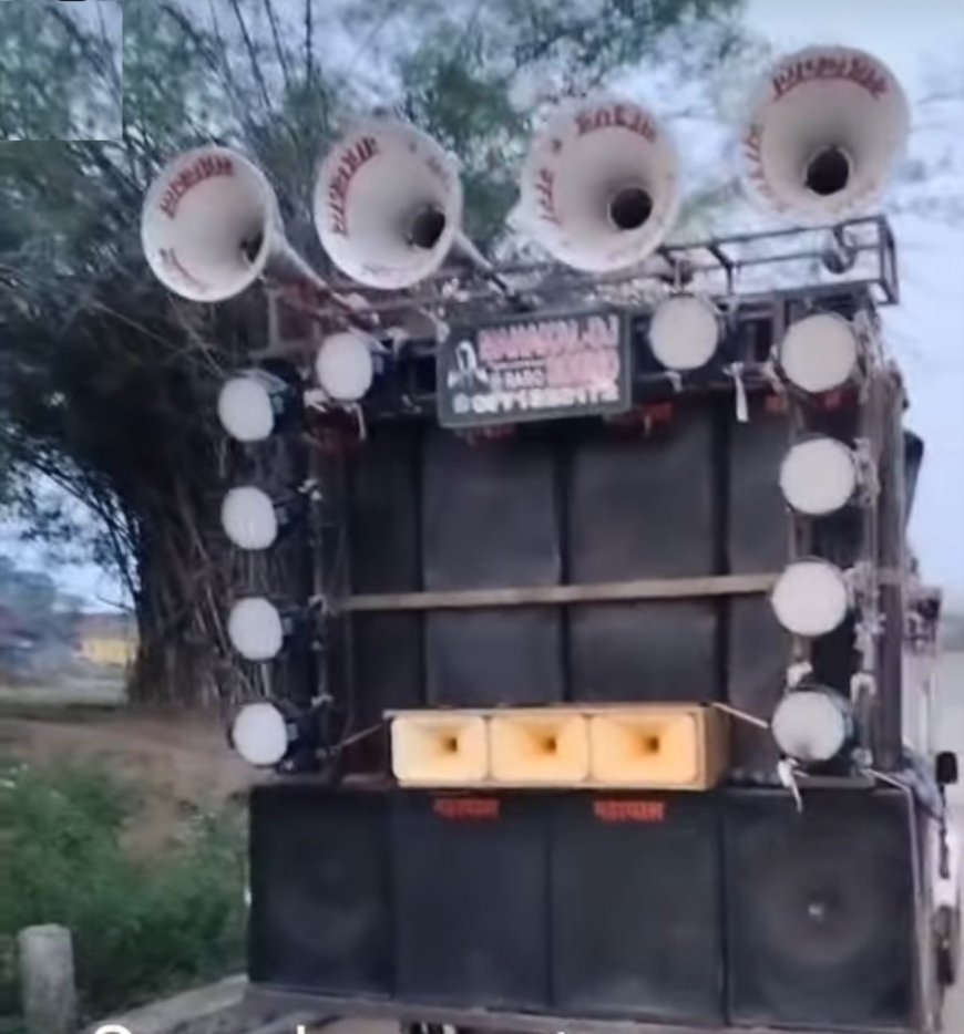 उच्च न्यायालय के आदेश को ठेंगा, डंडई में पूरी रात झन्नाटेदार डीजे पर नाच रहा है कानून