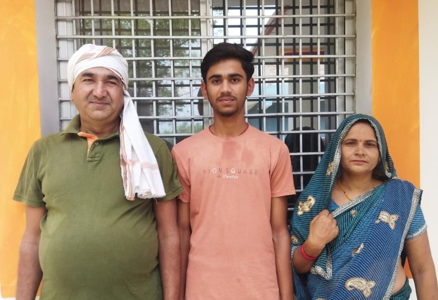 पाल्हे कला के राधेश्याम चौबे के पुत्र आशुतोष चौबे ने जिला में लाया दूसरा स्थान