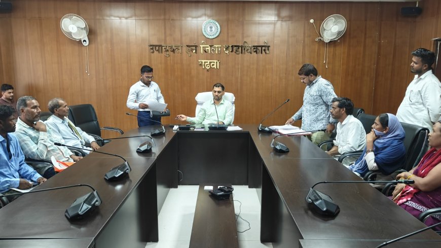 डीसी ने साप्ताहिक जनता दरबार कर सुनी आमजन की समस्याएं, त्वरित समाधान का दिया आश्वासन