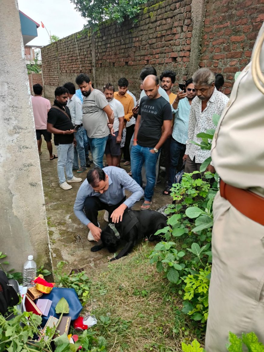 पूर्व सैनिक और बैंककर्मी के घर लाखों की संपति चोरी