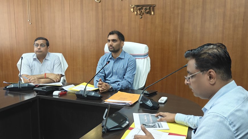 डीसी ने की कल्याण विभाग की समीक्षा बैठक, योजनाओं के क्रियान्वयन में तेजी लाने का दिया निर्देश