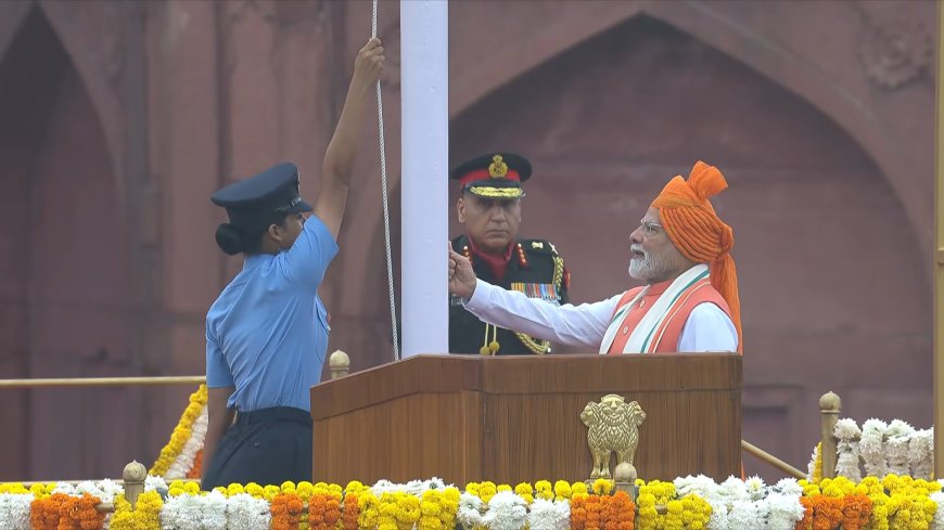 समृद्ध भारत में योगदान के आह्वान के साथ प्रधानमंत्री ने आत्मनिर्भरता पर दिया बल