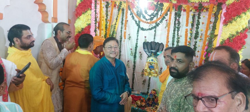 श्री बंशीधर मंदिर में श्रीकृष्ण जन्माष्टमी धूमधाम के साथ हर्षोल्लास से संपन्न