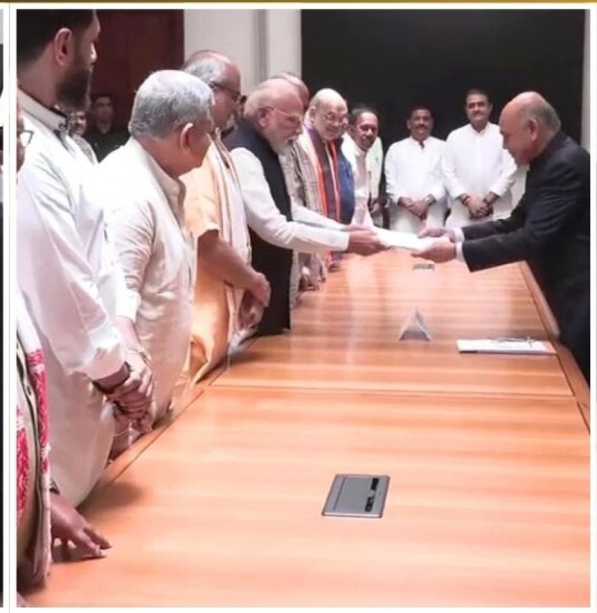 एनडीए उम्मीदवार सीपी राधाकृष्णन ने उपराष्ट्रपति पद के लिए किया नामांकन, प्रधानमंत्री बने पहले प्रस्तावक