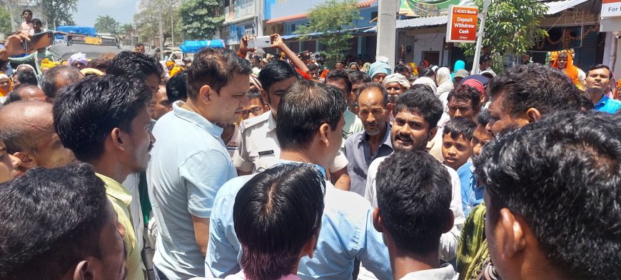 यूरिया खाद को लेकर दिनभर माहौल रहा तनावपूर्ण
