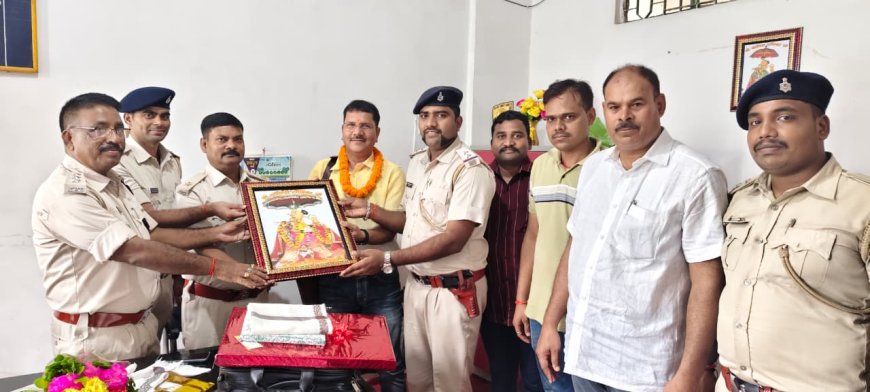 स्थानांतरित इंस्पेक्टर रतन सिंह को दी गई विदाई, नए इंस्पेक्टर जितेंद्र कुमार का हुआ स्वागत