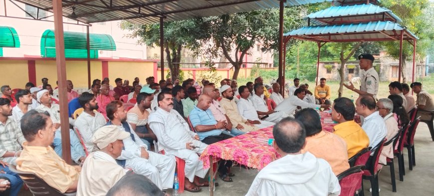 दुर्गा पूजा को लेकर हुई शांति समिति की बैठक