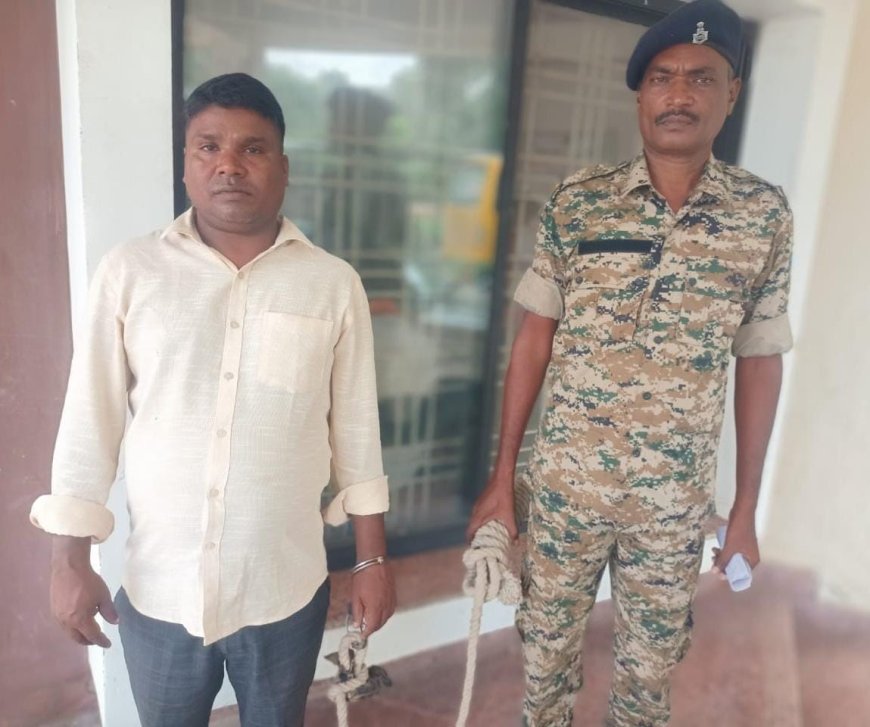 मानव तस्करी के फरार आरोपी को वाराणसी एयरपोर्ट से पुलिस ने किया गिरफ्तार