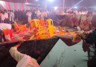 छठ घाट पर अतिथियों के सम्मान समारोह में मंच टूटा