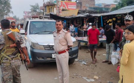 दीपावली की पूर्व संध्या पर बाजार में बढ़ी रौनक