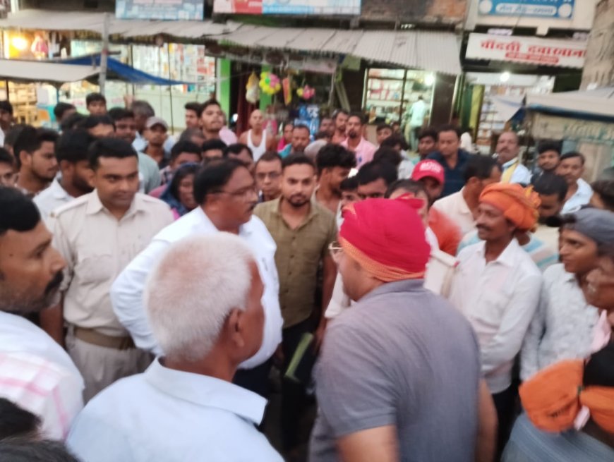सड़क दुर्घटना में युवती की मौत