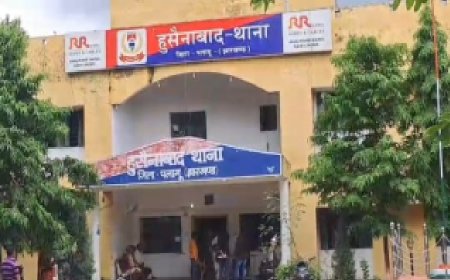 बुजुर्ग की टांगी से मारकर हत्या, आरोपित फरार