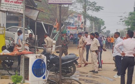 एलपीजी सिलेंडर में विस्फोट, चार घायल