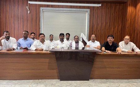 सस्ती लोकप्रियता के लिए जनता के बीच सिर्फ झूठ परोसते रहते हैं गढ़वा विधायक : झामुमो