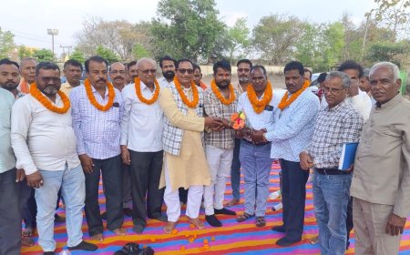 विश्वकर्मा लोहार समाज की बैठक में जिला कार्यकारी अध्यक्ष बने अशोक शर्मा