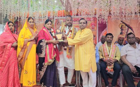 ब्याहुत कलवार समाज ने नवनिर्वाचित अध्यक्ष व वार्ड पार्षदों को किया सम्मानित