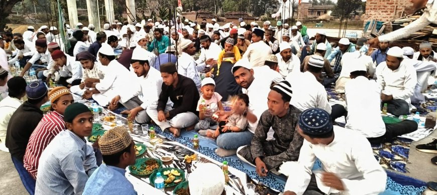 झामुमो के वरिष्ठ नेता राहत हुसैन के आवास पर दावत-ए-इफ्तार का आयोजन