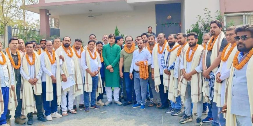 गढ़वा : झामुमो युवा मोर्चा की प्रखंड व नगर कमेटी घोषित, नवगठित पदाधिकारियों का हुआ सम्मान