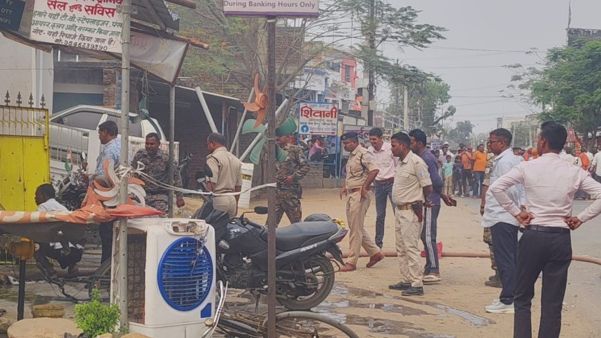 एलपीजी सिलेंडर में विस्फोट, चार घायल
