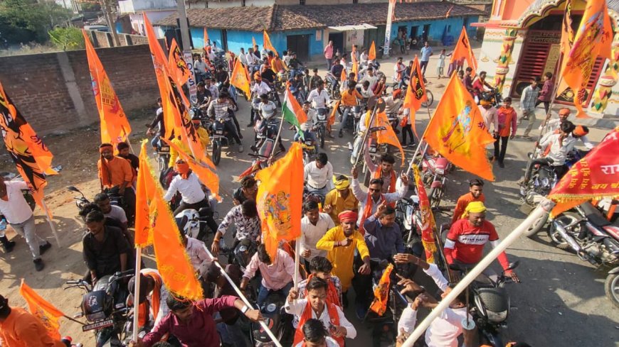 मेराल में निकाली गई भव्य मंगला शोभायात्रा