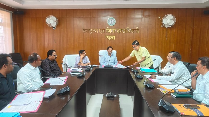 जिला अनुकंपा समिति की बैठक में आठ आश्रितों को नियुक्ति की सिफारिश