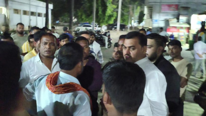 सड़क दुर्घटना में वार्ड पार्षद के बेटे की मौत