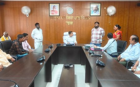 डीसी ने सुनीं आमजन की समस्याएं, अधिकारियों को दिये त्वरित समाधान के निर्देश