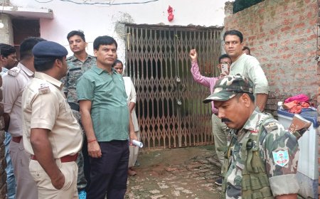 राजा पहाड़ी शिव मंदिर का सरकारी भवन हुआ अतिक्रमण मुक्त, प्रशासन ने खाली कराकर लगाया ताला