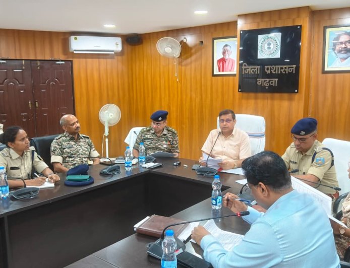 स्वतंत्रता दिवस समारोह की तैयारी में जुटा प्रशासन, टाउन हॉल मैदान में सुबह 9 बजे होगा मुख्य ध्वजारोहण