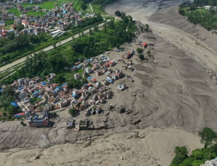 नेपाल में जल प्रलय, कम से कम 157 लोगों की मौत, विदेशी नागरिकों समेत करीब 700 लोग लापता
