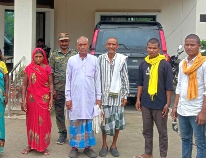 पुलिस ने एसटी महिला के साथ मारपीट व खौलता हुआ पानी डालने के मामले में की कार्रवाई, छह गिरफ्तार-भेजे गये जेल