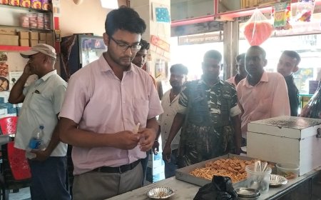 खाद्य सुरक्षा पदाधिकारी ने फास्ट फूड एवं मिठाई दुकानों का किया निरीक्षण