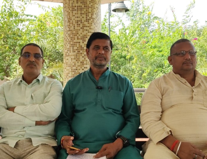 वोट चोरी और भ्रष्टाचार से जनता का ध्यान भटकाने का हो रहा है प्रयास